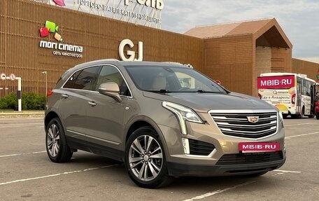 Cadillac XT5 I рестайлинг, 2019 год, 2 300 000 рублей, 4 фотография
