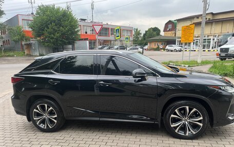 Lexus RX IV рестайлинг, 2021 год, 4 400 000 рублей, 8 фотография