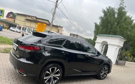 Lexus RX IV рестайлинг, 2021 год, 4 400 000 рублей, 10 фотография