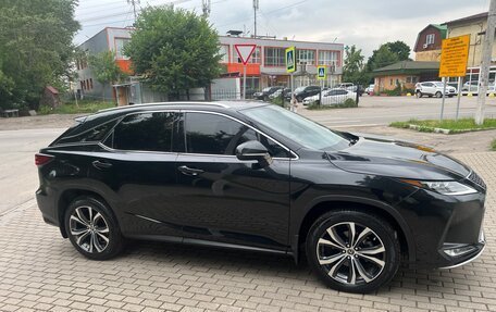 Lexus RX IV рестайлинг, 2021 год, 4 400 000 рублей, 7 фотография