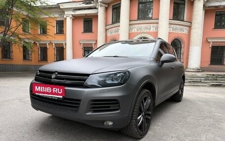 Volkswagen Touareg III, 2014 год, 2 280 000 рублей, 2 фотография