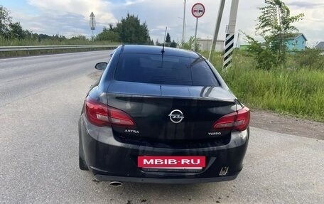 Opel Astra J, 2013 год, 475 000 рублей, 3 фотография