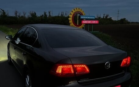 Volkswagen Passat B7, 2011 год, 1 300 000 рублей, 10 фотография