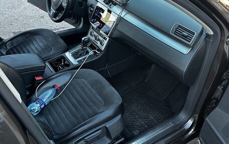 Volkswagen Passat B7, 2011 год, 1 300 000 рублей, 29 фотография
