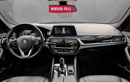 BMW 5 серия, 2019 год, 3 700 000 рублей, 13 фотография