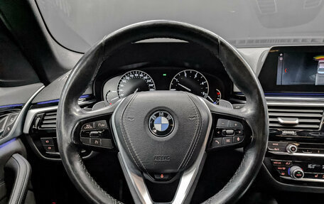 BMW 5 серия, 2019 год, 3 700 000 рублей, 20 фотография