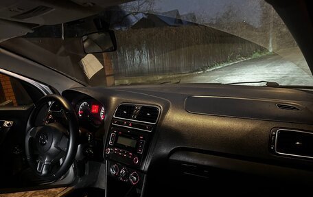 Volkswagen Polo VI (EU Market), 2011 год, 500 000 рублей, 1 фотография