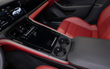 Porsche Panamera, 2024 год, 14 200 000 рублей, 15 фотография