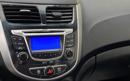 Hyundai Solaris II рестайлинг, 2012 год, 549 000 рублей, 8 фотография