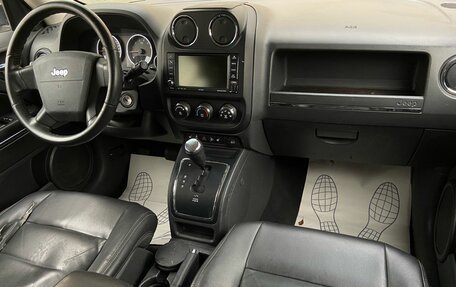 Jeep Liberty (Patriot), 2010 год, 596 000 рублей, 8 фотография