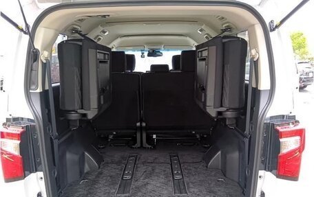 Mitsubishi Delica D:5 I, 2023 год, 2 600 100 рублей, 24 фотография
