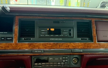 Lincoln Town Car II, 1993 год, 6 500 000 рублей, 15 фотография
