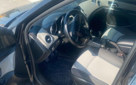 Chevrolet Cruze II, 2012 год, 620 000 рублей, 9 фотография