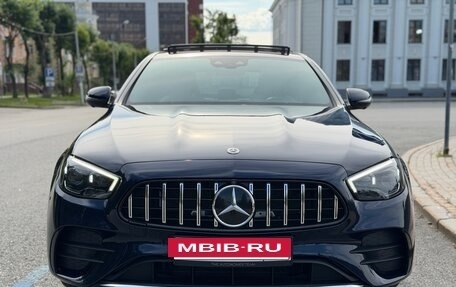 Mercedes-Benz E-Класс, 2020 год, 5 490 000 рублей, 2 фотография