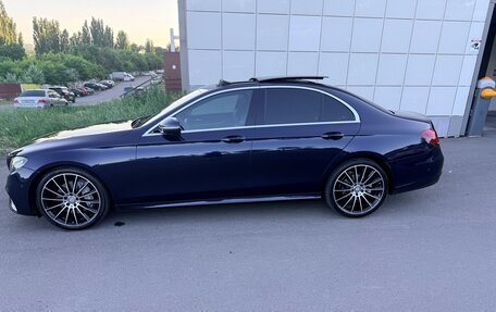 Mercedes-Benz E-Класс, 2016 год, 3 100 000 рублей, 5 фотография