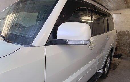 Mitsubishi Pajero IV, 2014 год, 2 750 000 рублей, 7 фотография