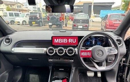 Mercedes-Benz GLB, 2022 год, 2 090 000 рублей, 14 фотография