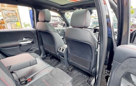 Mercedes-Benz GLB, 2022 год, 2 090 000 рублей, 31 фотография