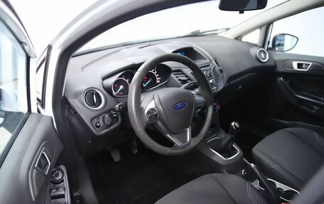 Ford Fiesta, 2015 год, 790 000 рублей, 10 фотография