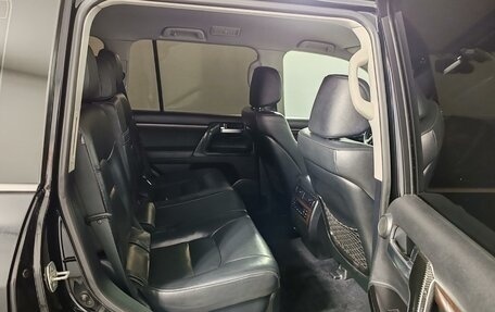 Toyota Land Cruiser 200, 2015 год, 4 249 000 рублей, 18 фотография