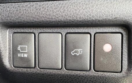 Toyota Harrier, 2017 год, 2 015 000 рублей, 14 фотография