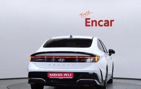 Hyundai Sonata VIII, 2023 год, 2 520 000 рублей, 3 фотография