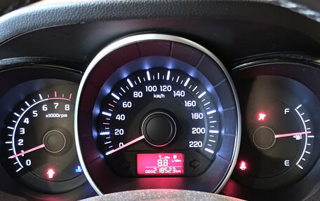 KIA Rio III рестайлинг, 2014 год, 760 000 рублей, 16 фотография