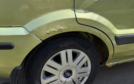 Ford Fusion I, 2006 год, 320 000 рублей, 2 фотография