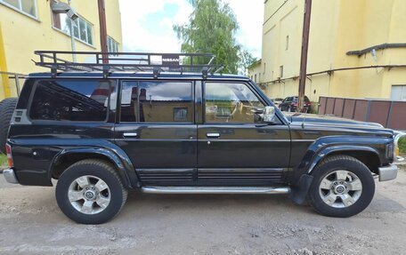 Nissan Patrol, 1995 год, 700 000 рублей, 4 фотография