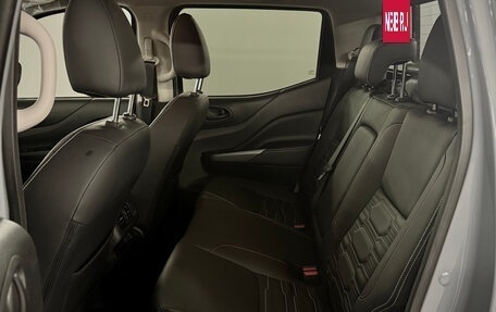 Nissan Navara (Frontier), 2025 год, 4 500 000 рублей, 23 фотография
