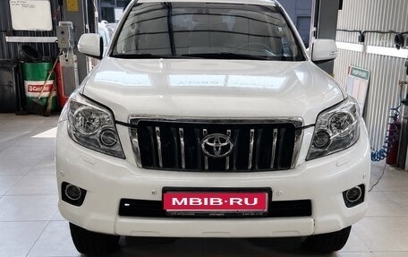 Toyota Land Cruiser Prado 150 рестайлинг 2, 2013 год, 2 799 000 рублей, 1 фотография