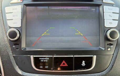 Hyundai ix35 I рестайлинг, 2012 год, 860 000 рублей, 13 фотография