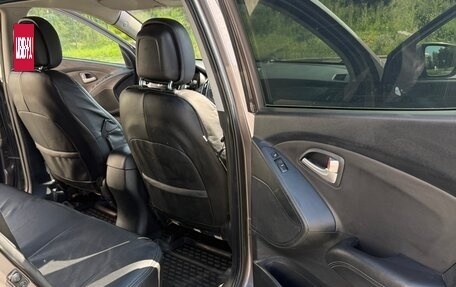Hyundai ix35 I рестайлинг, 2012 год, 860 000 рублей, 10 фотография
