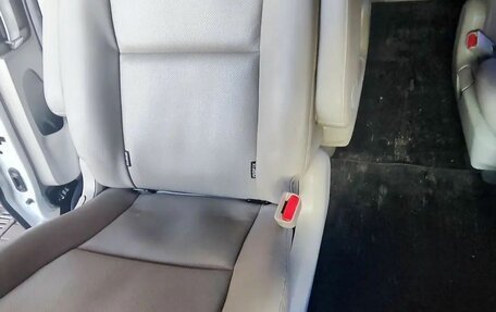 KIA Carnival III, 2017 год, 2 400 000 рублей, 13 фотография