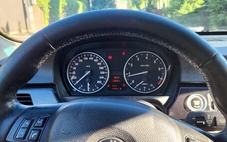 BMW 3 серия, 2011 год, 1 200 000 рублей, 11 фотография