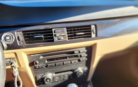 BMW 3 серия, 2011 год, 1 200 000 рублей, 10 фотография
