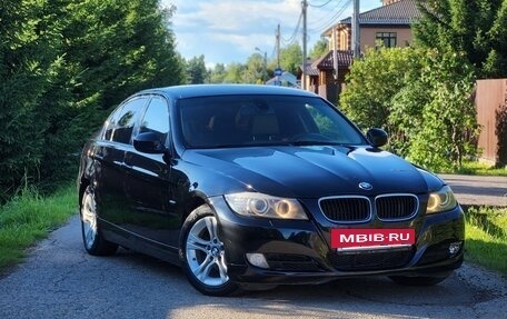 BMW 3 серия, 2011 год, 1 200 000 рублей, 3 фотография
