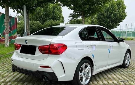 BMW 1 серия, 2022 год, 1 980 000 рублей, 6 фотография