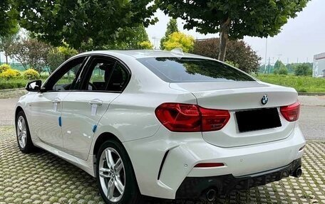 BMW 1 серия, 2022 год, 1 980 000 рублей, 4 фотография