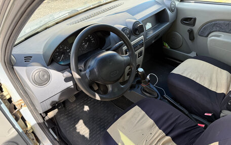 Renault Logan I, 2006 год, 250 000 рублей, 6 фотография