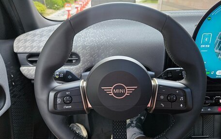 MINI Hatch, 2024 год, 4 400 000 рублей, 15 фотография