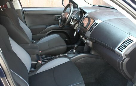 Mitsubishi Outlander III рестайлинг 3, 2012 год, 1 020 000 рублей, 12 фотография
