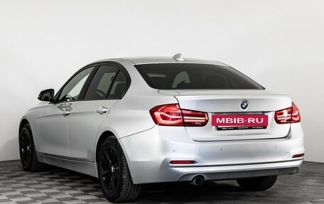 BMW 3 серия, 2017 год, 1 799 000 рублей, 10 фотография
