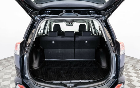 Toyota RAV4, 2018 год, 2 249 000 рублей, 21 фотография