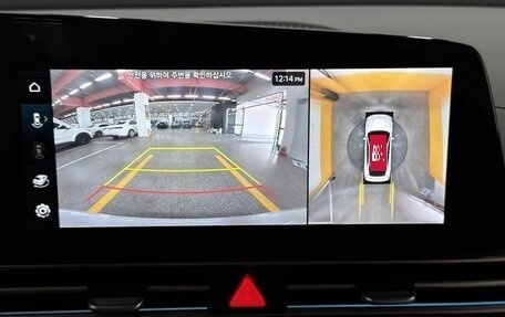 Hyundai Elantra, 2023 год, 2 050 000 рублей, 17 фотография