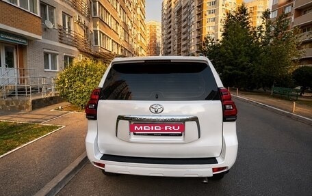 Toyota Land Cruiser Prado 150 рестайлинг 2, 2013 год, 2 799 000 рублей, 9 фотография