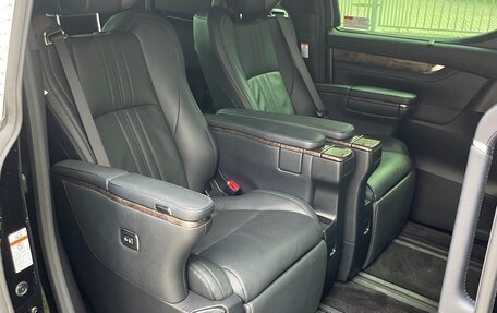 Toyota Alphard III, 2021 год, 7 500 000 рублей, 7 фотография