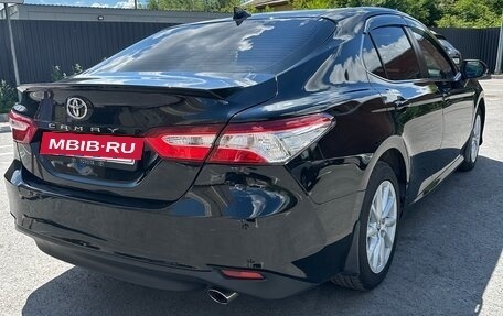 Toyota Camry, 2021 год, 2 900 000 рублей, 7 фотография