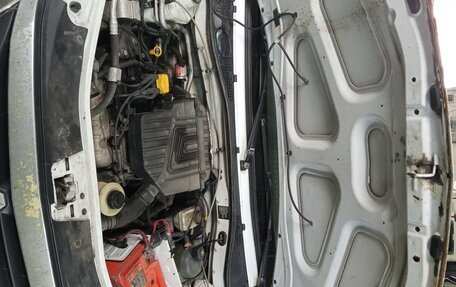 Renault Logan I, 2013 год, 400 000 рублей, 3 фотография