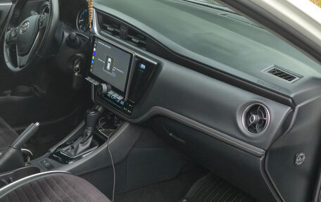 Toyota Corolla, 2017 год, 2 100 000 рублей, 15 фотография